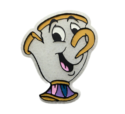 Cartoon chipped tea cup