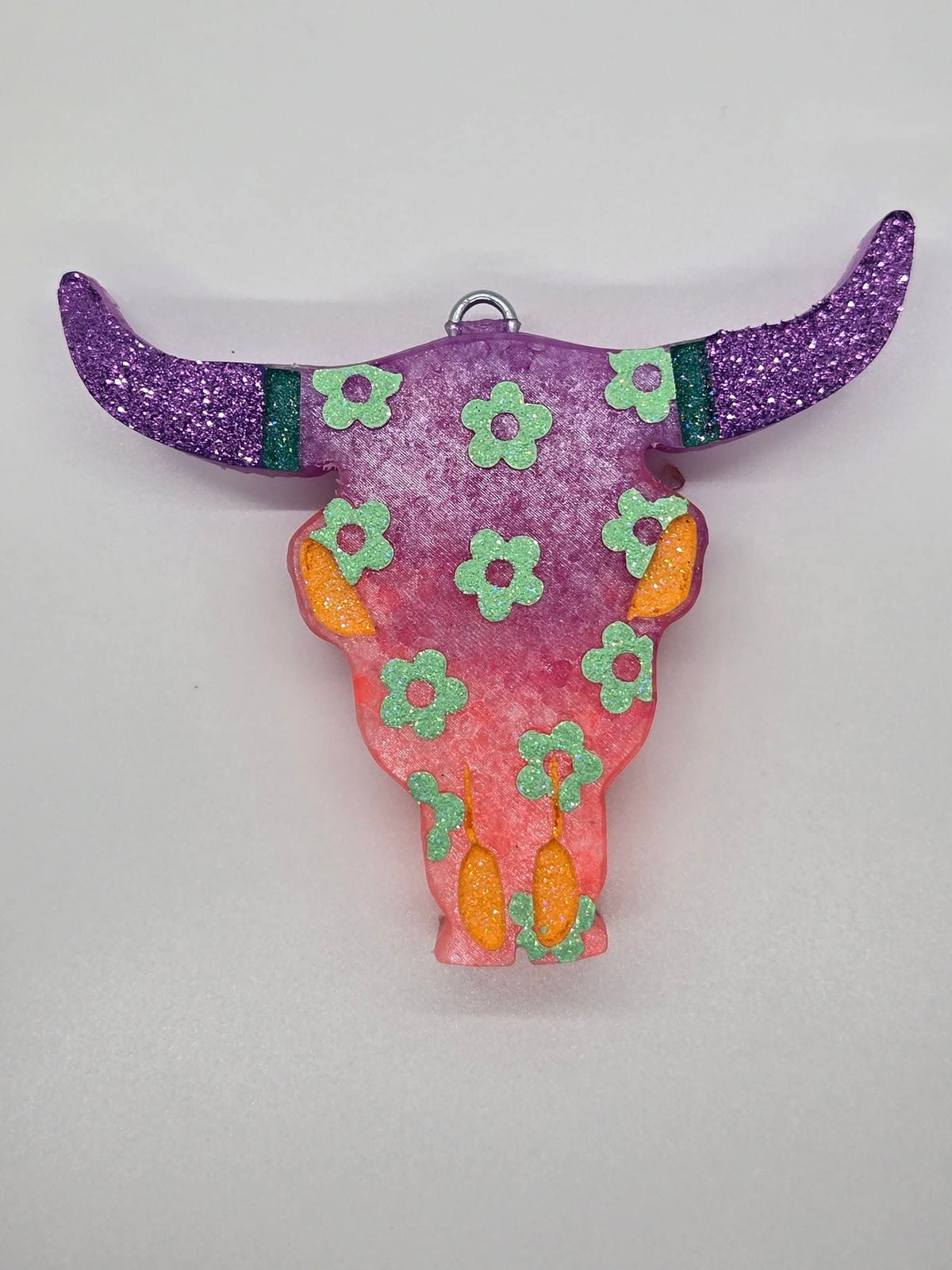 Small daisy bull