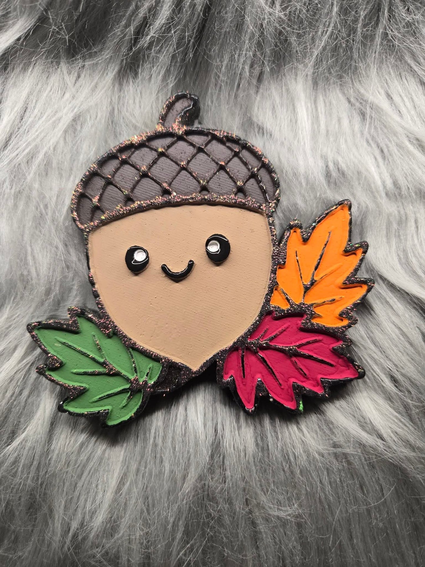 Acorn and leaves