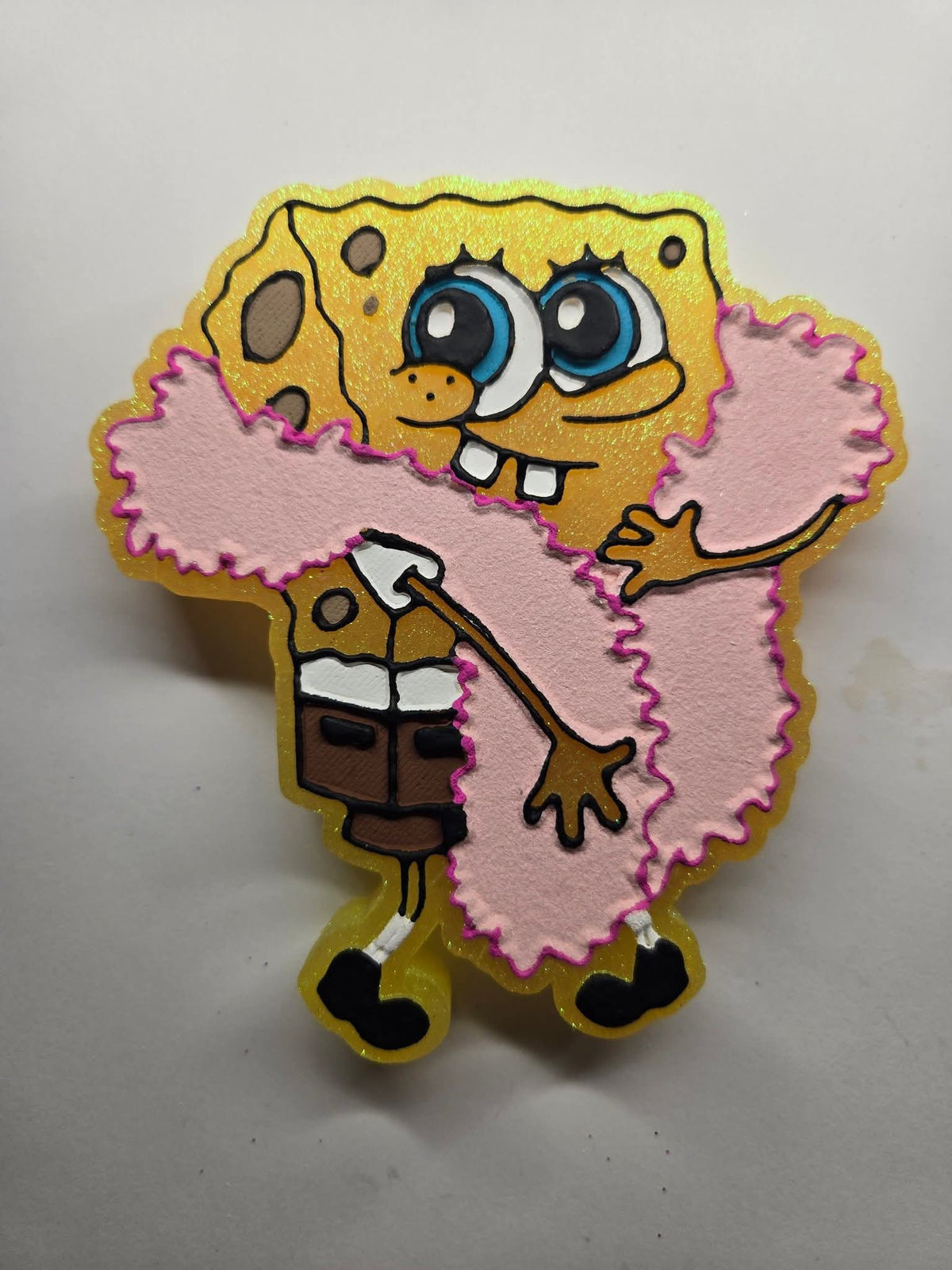 Boujee sponge with boa